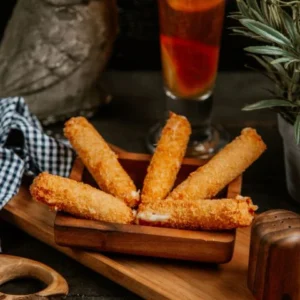 130.mozzarella stick 12 stk.
